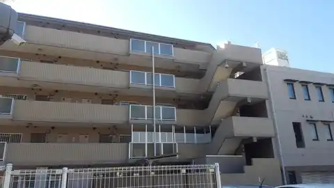 サンプラザ港南台