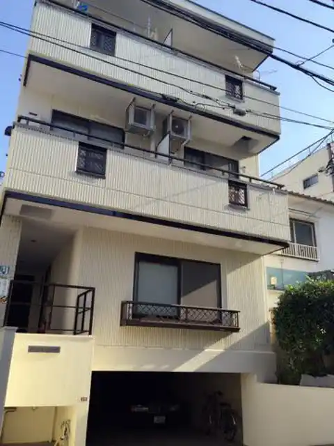 メゾンドゥローゼ