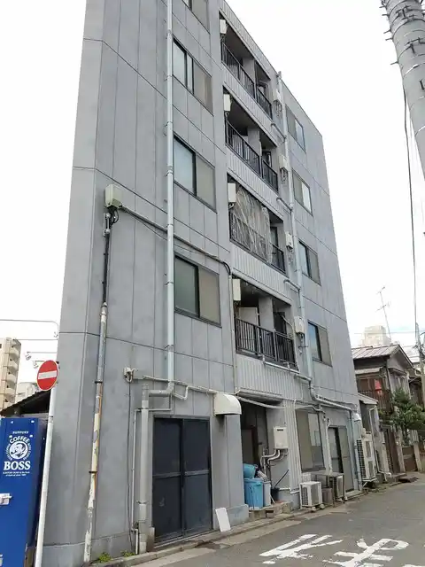 石倉トライアングルビル