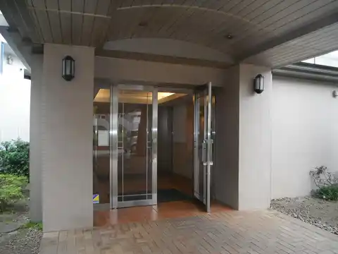 ガーデンセシア弐番館