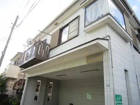 メゾンフェニックス