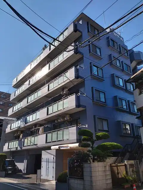 セザール川口並木町