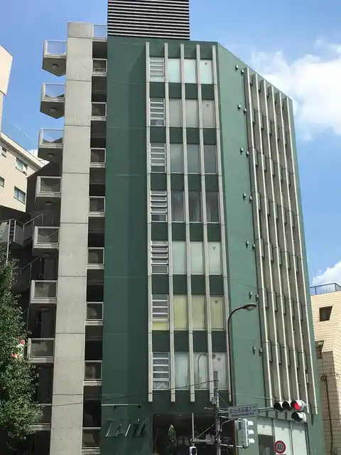オーミイースト