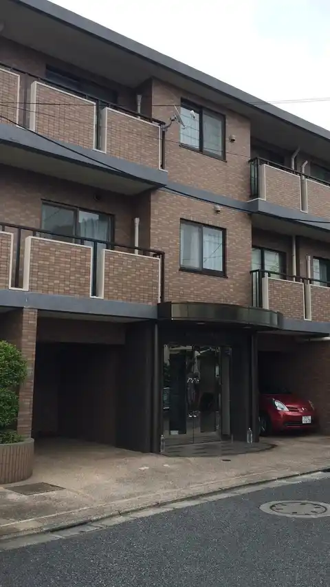 朝日ラ・パリオ東松原