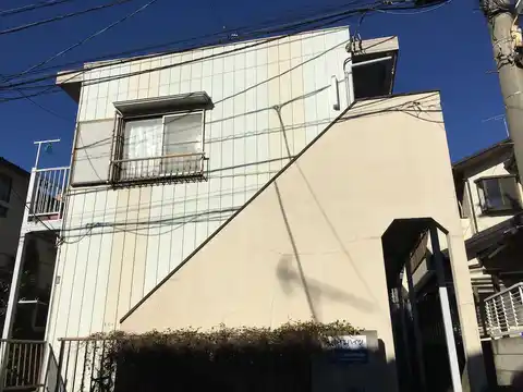 宝HTハイツ