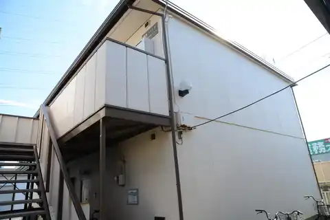 隆香ハイツB