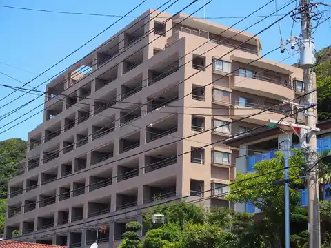 ファミール南葉山 西海岸通り
