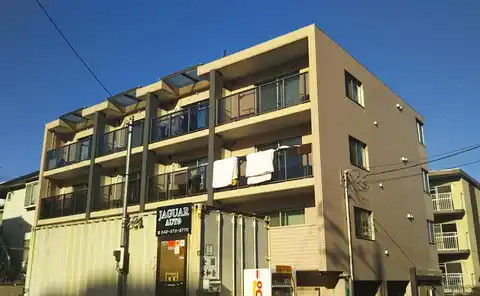 パレス東京