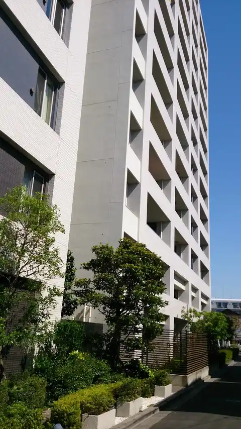 クレッセント萩中