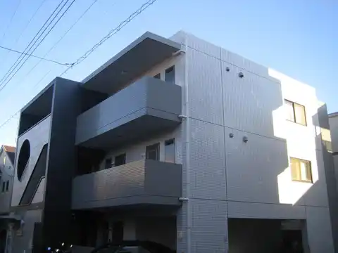 コンフォールマツダ