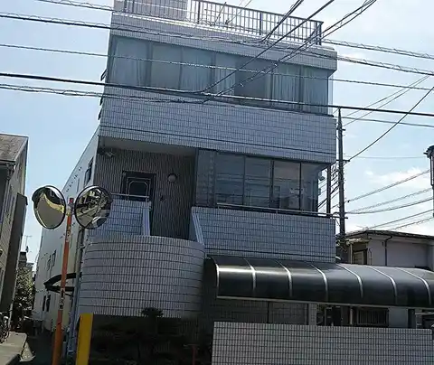 フラット穂留寿