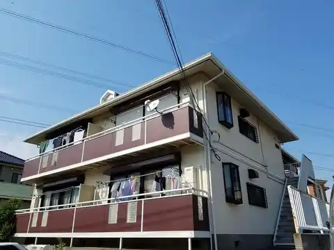 メゾンアイリス