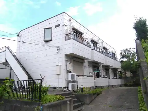 メゾンローゼ読売ランド
