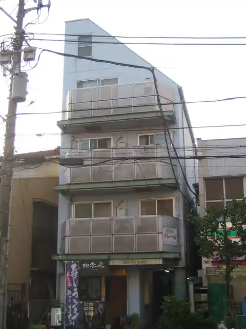 エルシルクアンドウ