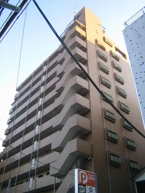 グランイーグル川崎駅前通
