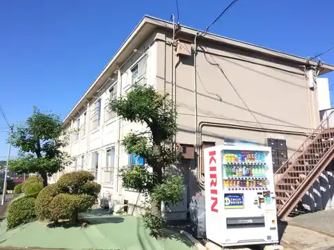 向ノ岡ハイツ1号棟