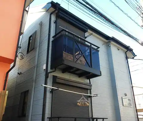 本町六軒館