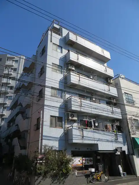 メゾンイワノ
