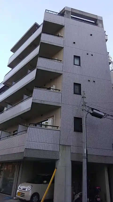 フォレスト
