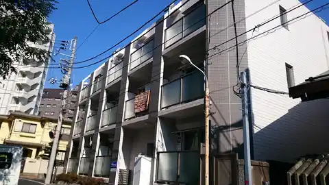 ペニンシュラ・コマゴメ