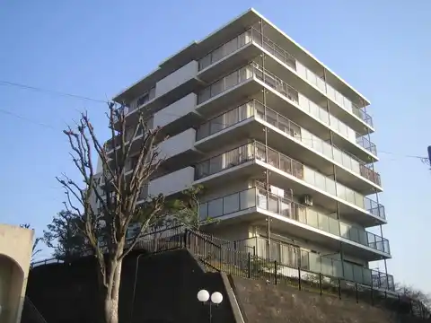 ルネ上大岡B棟