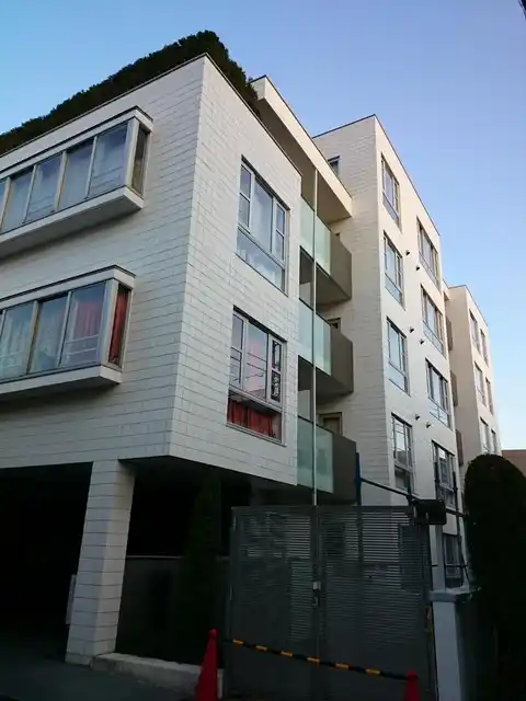 D’クラディア神宮外苑ハイヴァリー
