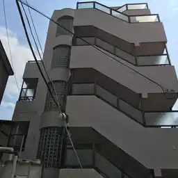 アミューズ中山 外観