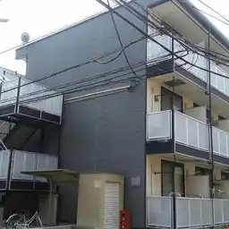 レオパレスマノワール 外観