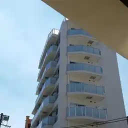 ウイングコート横浜 外観