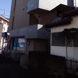 サーティーフォービル 外観