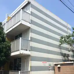 レオパレスワカバコーポ 外観