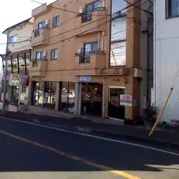 アーバン 外観