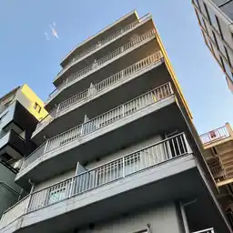 サカエ余丁町マンション 外観