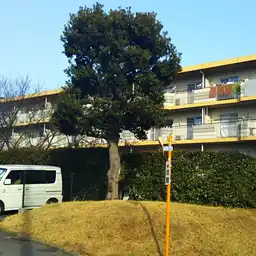 UR都市機構西菅田団地2-8号棟 外観