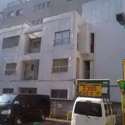 クラウン鈴木 外観