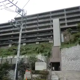 アデニウム鎌倉山 外観