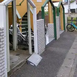 ラインサイド久地 外観