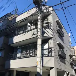 サン・オロロン 外観
