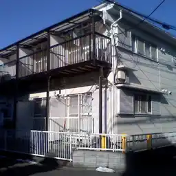 ホワイト林間 外観