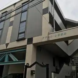 アマーレしもきた 外観