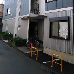 I・S21 外観