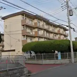 千葉県住宅供給公社団地勝田台クローバーハイツ2 外観