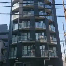 ZOOM新宿夏目坂 外観