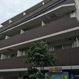 プレール・ドゥーク東新宿 外観