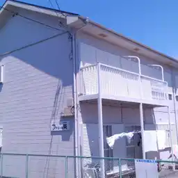 ファミール英 外観