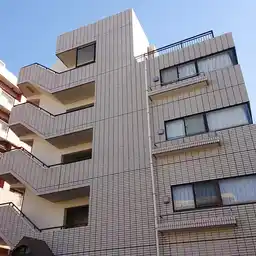 コスモパレス守中館 外観