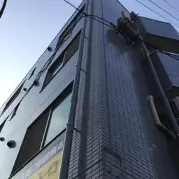 アトラクティヴオマタ II 外観