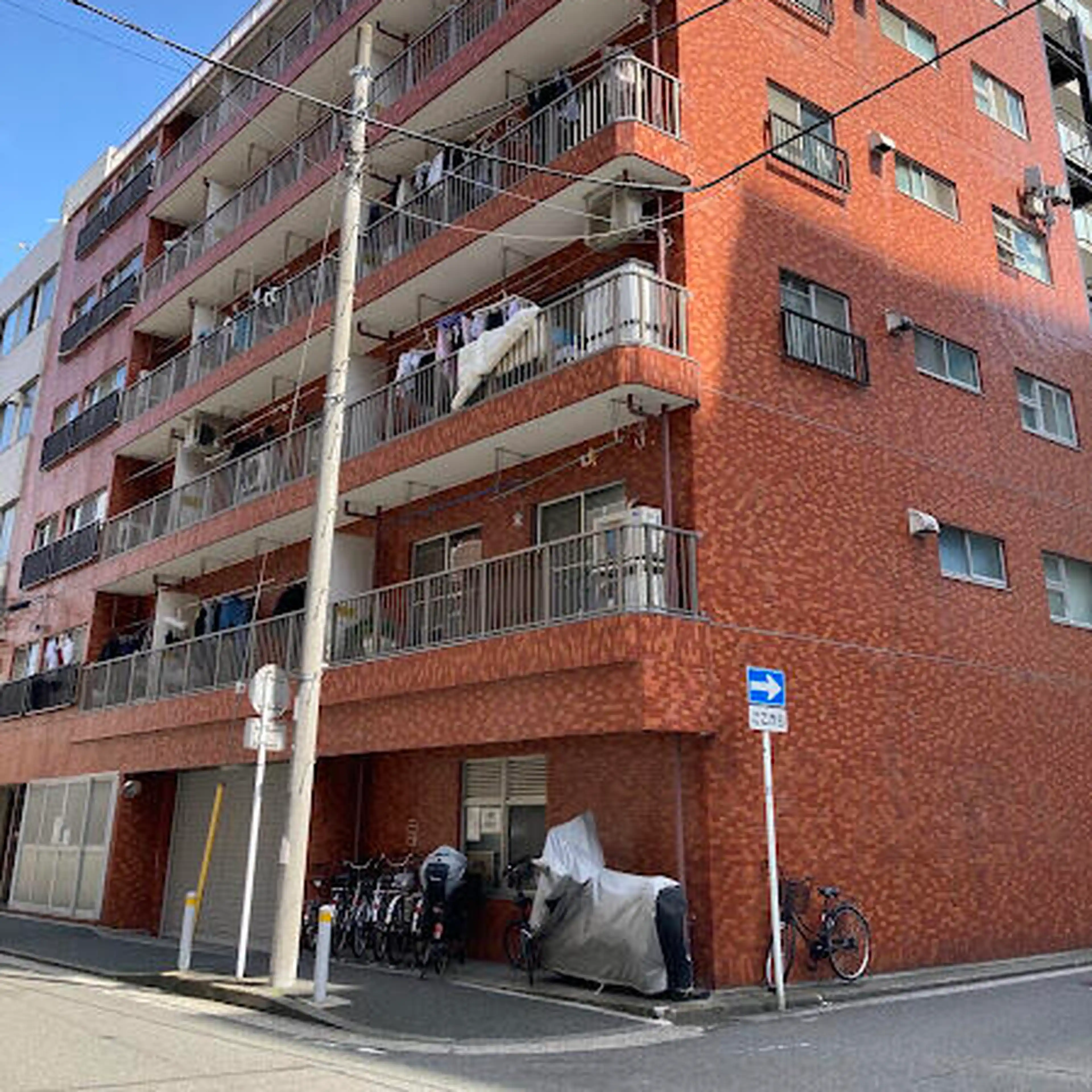 ライオンズマンション石川町 外観