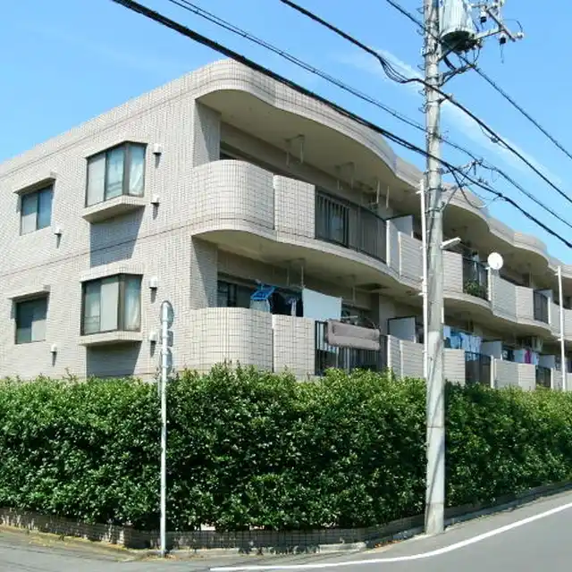 ラ・フォンテーヌ壱番館