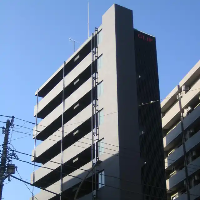 レア横濱西口参番館